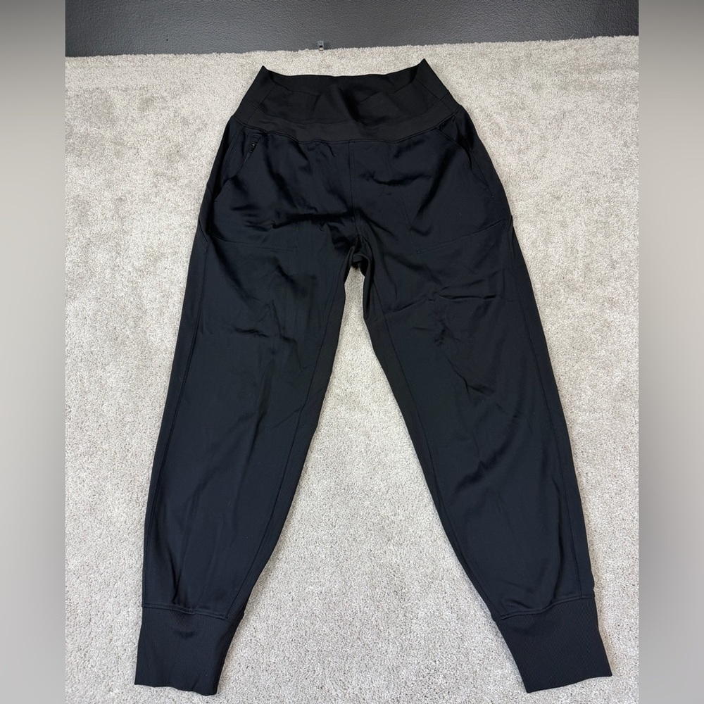 Athleta Venice Jogger Women’s Black High Rise Zip Pockets SPF 40 EUC Small